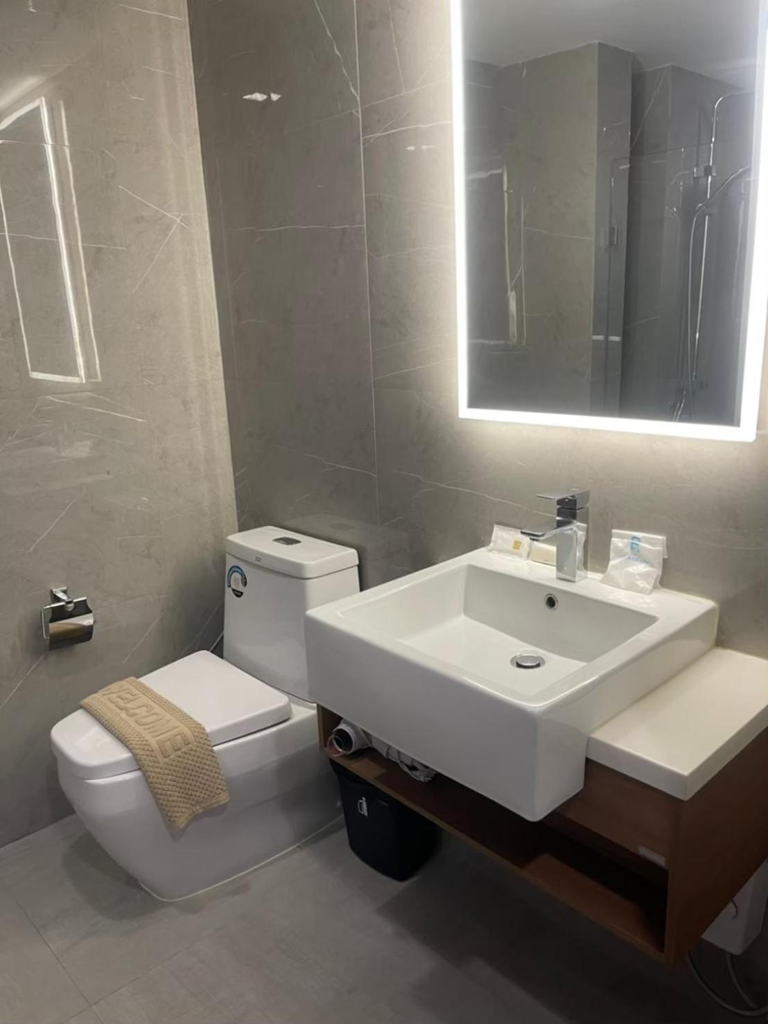 D2 Residences Huahin 华欣市中心近海滩近商场酒店式公寓可加床有连通房型 Kamer foto